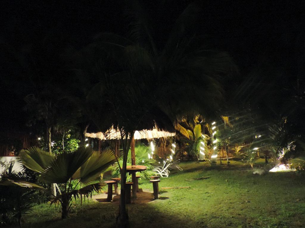 Golden Paradise Hostel Isla Holbox Kültér fotó